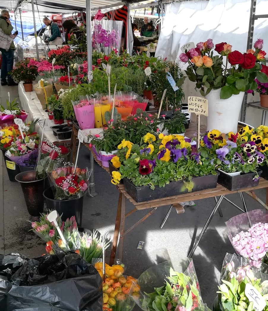 Marché de la gare 3